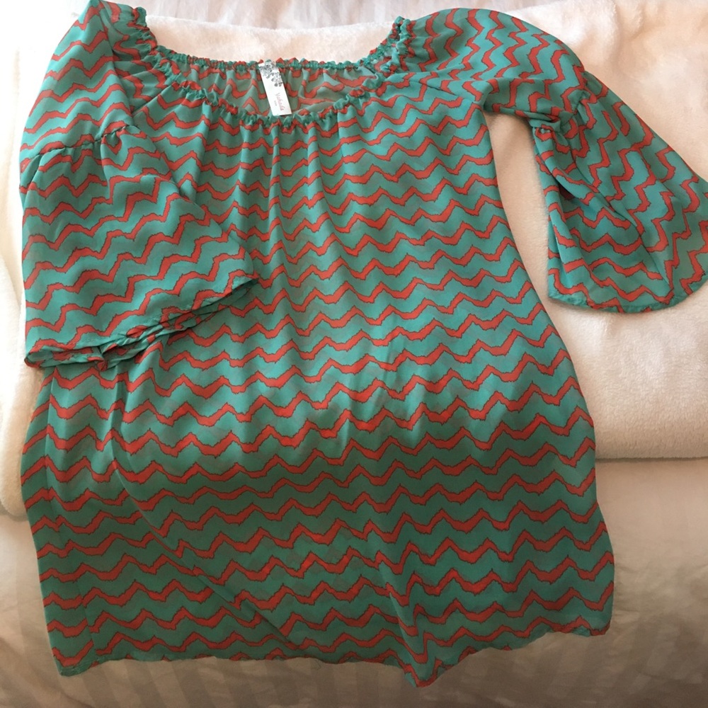 Chevron Top
